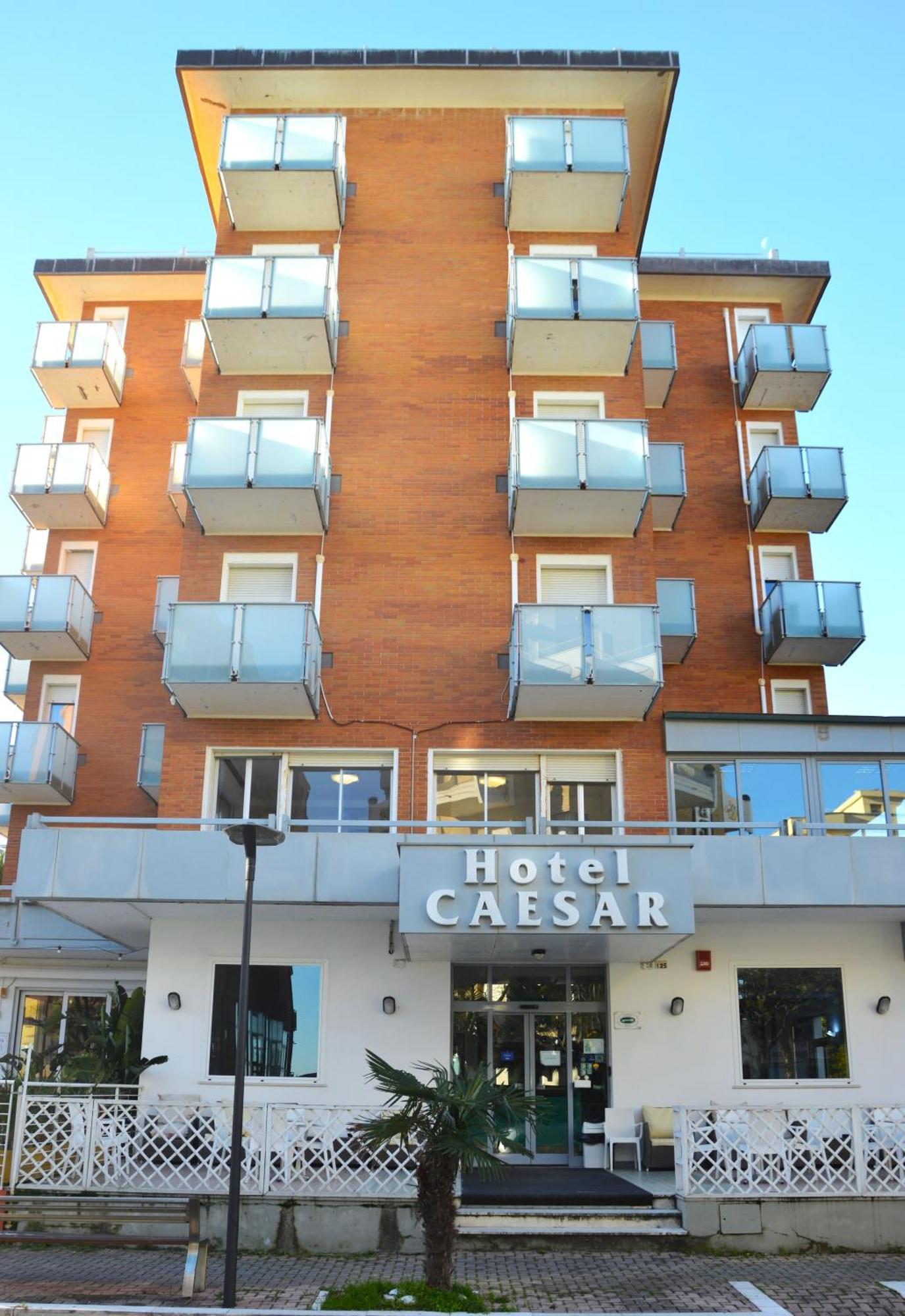 Hotel Caesar Pesaro Exteriör bild